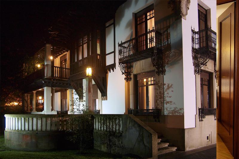 Palacio Arias ナビア エクステリア 写真
